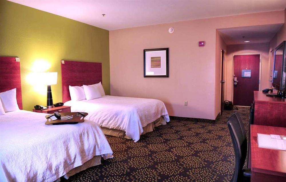 Hampton Inn & Suites Harlingen Quarto foto