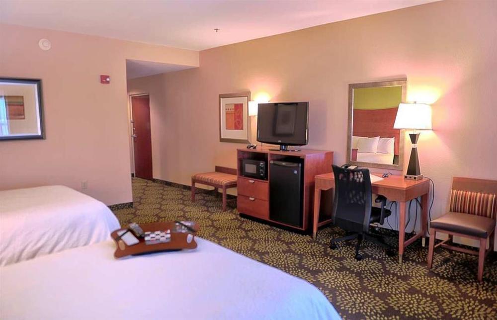 Hampton Inn & Suites Harlingen Quarto foto